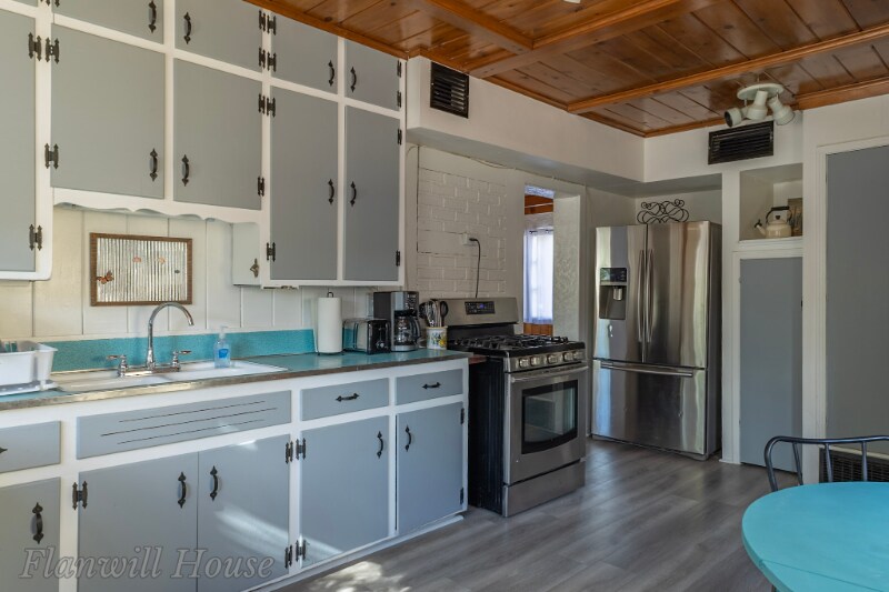 Building Photo - 3349 N Flanwill Blvd