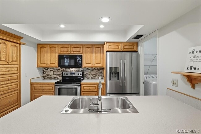 Building Photo - 25 Jamaica St