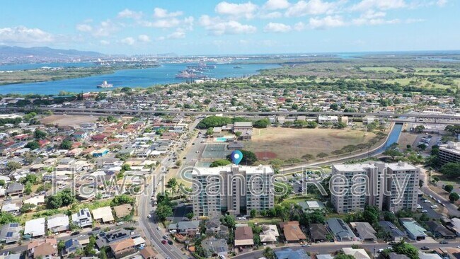 Building Photo - 94-302 Paiwa St.