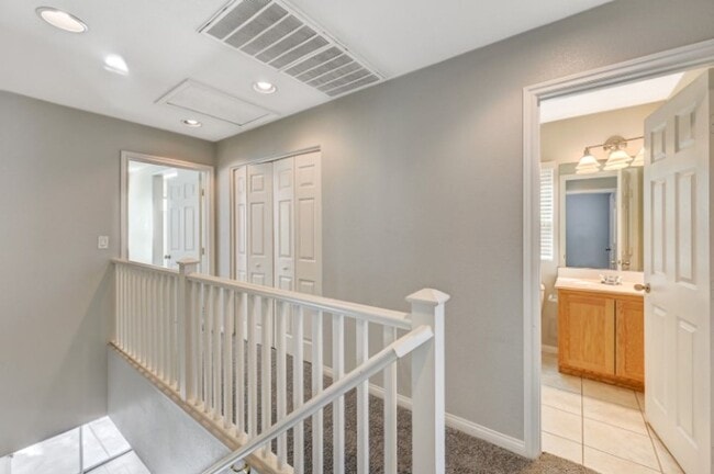 Building Photo - Charming 3-Bedroom, 2-Story Home in the Heart of Silverado Ranch!