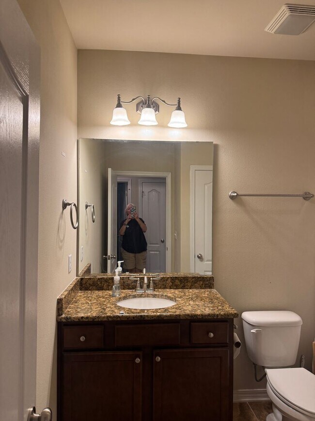 Building Photo - 156 Creve Core Dr
