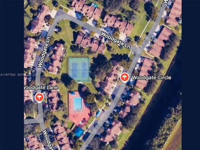 Building Photo - 614 Woodgate Cir