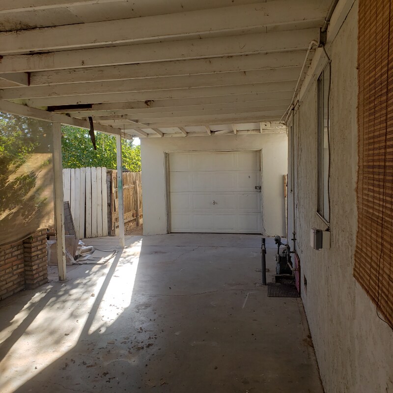 Building Photo - 443 N 1st St