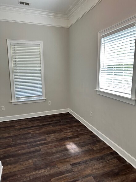 Bedroom 3 - 4493 Winn St