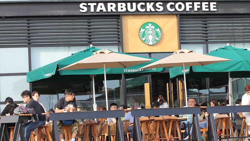 Building Photo - 14746 Delano St