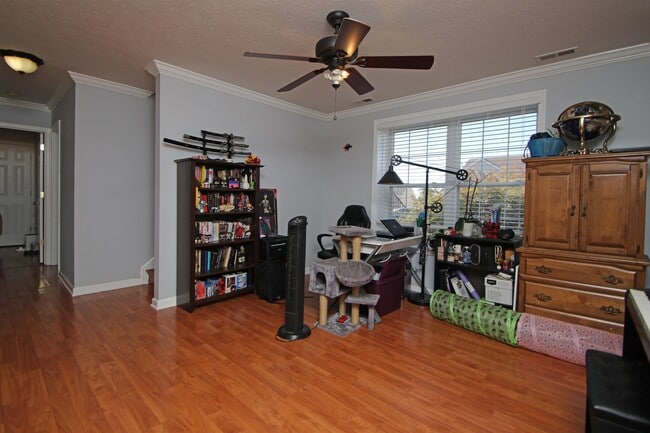 Building Photo - 1340 Stonechris Dr