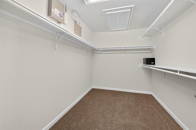Building Photo - 16506 Lanesborough Dr