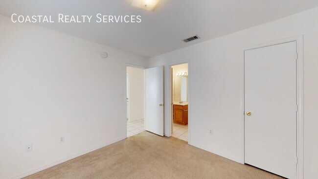 Building Photo - 1858 Norwood Ct