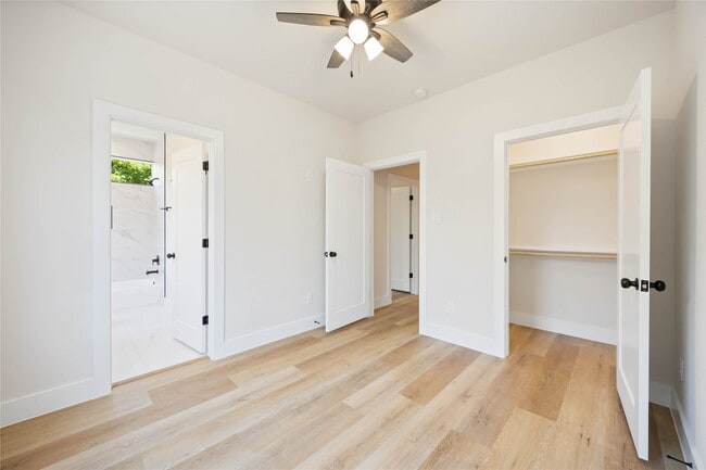 Building Photo - 10608 Ashville Dr