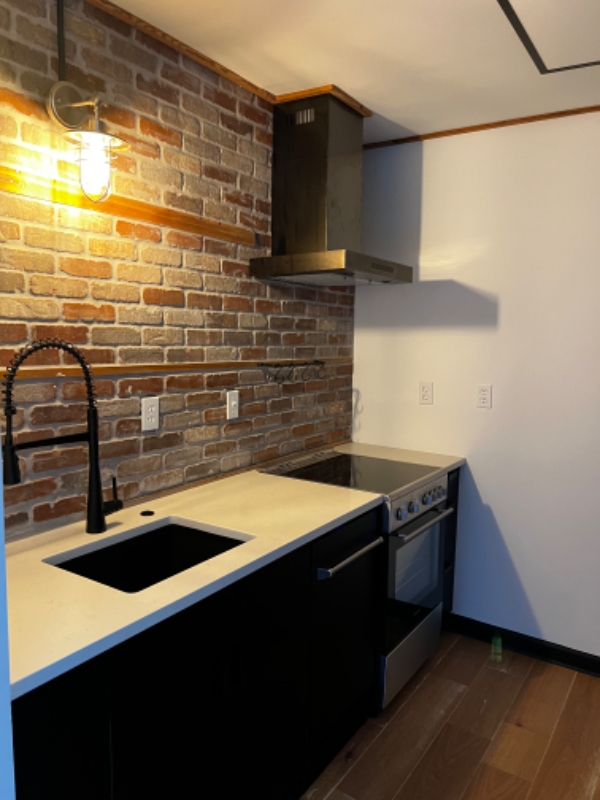 Building Photo - 321 Abercorn St