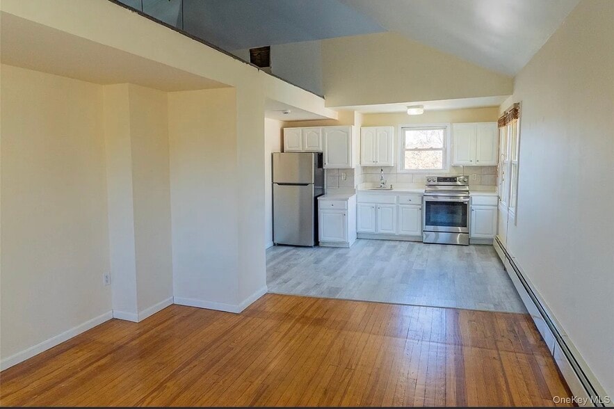 Building Photo - 168 Oldfield Ave