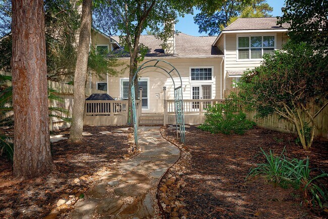 Building Photo - 110 Wintergreen Trail