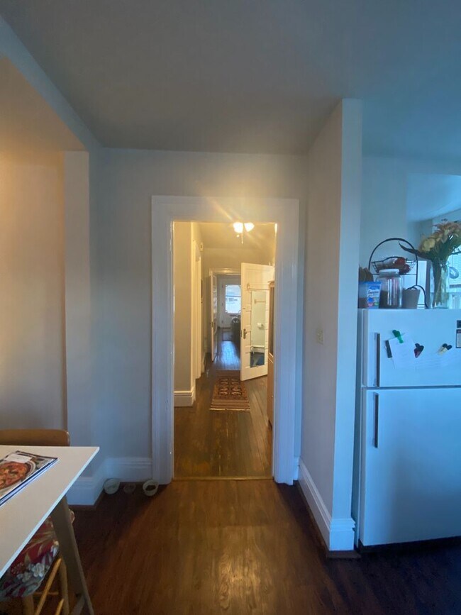 Building Photo - 312-1 South Upper – Available Fall 2026