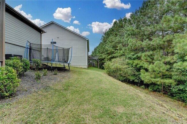 Building Photo - 1640 Primrose Park Rd