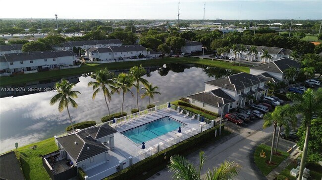 Building Photo - 14391 SW 120th Ct