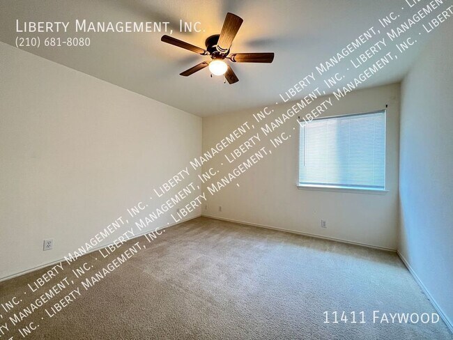 Building Photo - Single story home in the gated Heights at ...