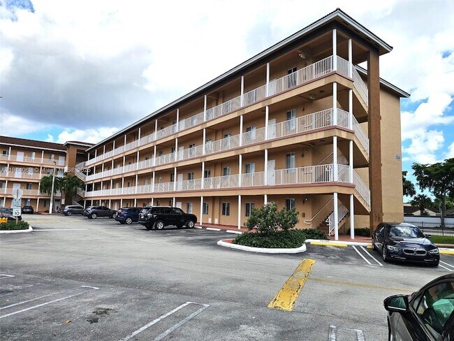 Building Photo - 17350 NW 67th Ave