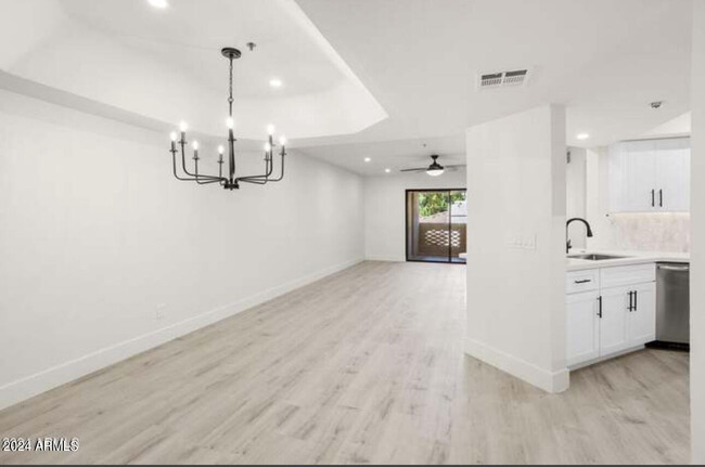 Building Photo - 5104 N 32nd St