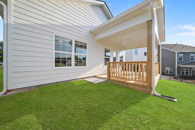 Building Photo - 1621 Spring Berry Ln
