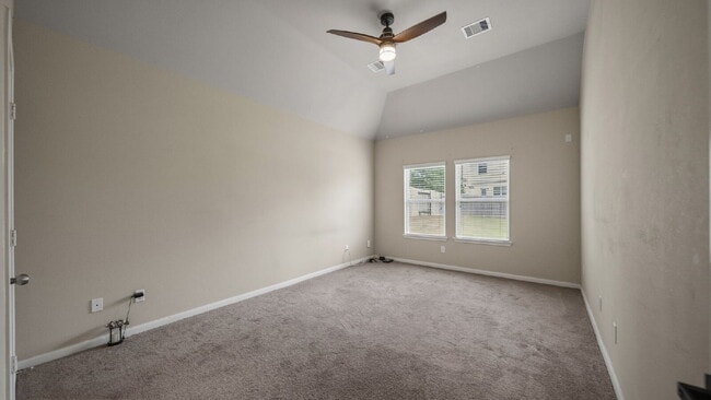 Building Photo - Beautiful 4-bedroom home in the sought-after Lake Conroe Hills community!