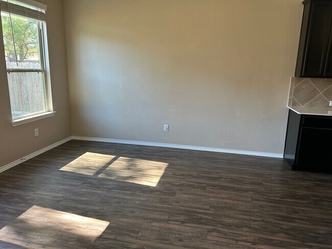 Building Photo - 2363 Timberland Country Dr