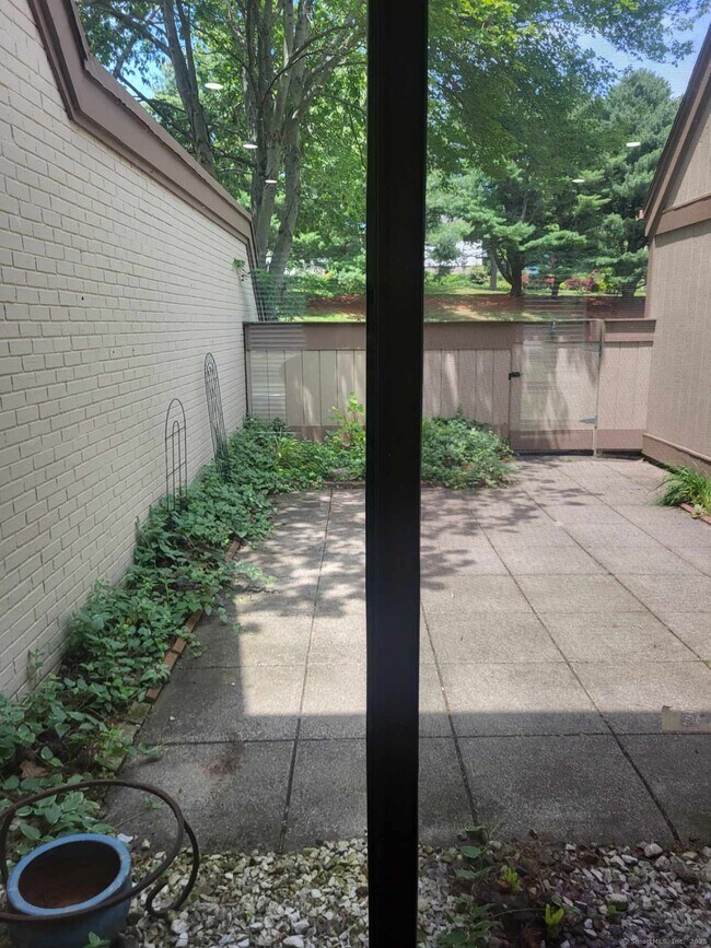 Building Photo - 85 Viscount Dr
