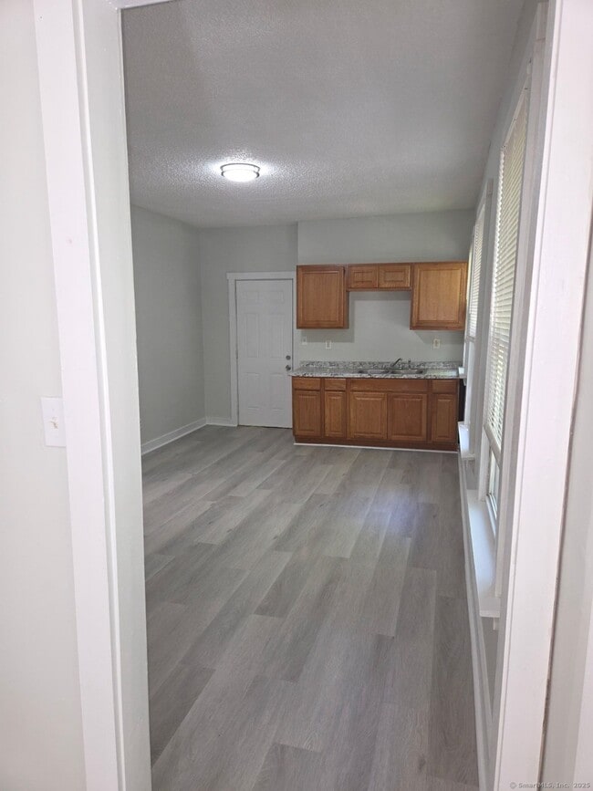 Building Photo - 43 Gilbert Ave