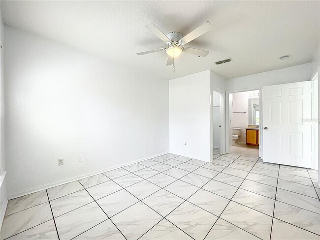 Building Photo - 6524 Swissco Dr