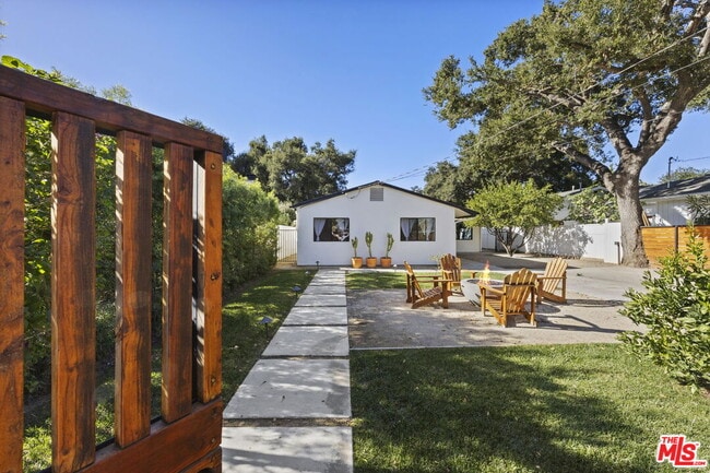 Building Photo - 251 N Encinal Ave