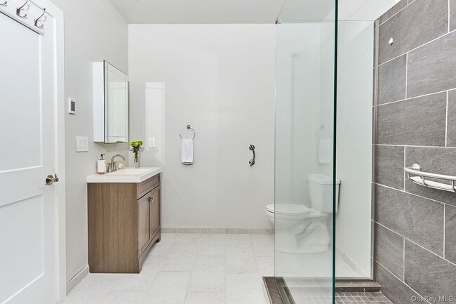 Building Photo - 21 Contentment Ln