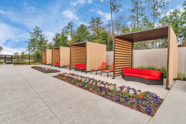 Building Photo - 14455 Cedar Ledge Ln