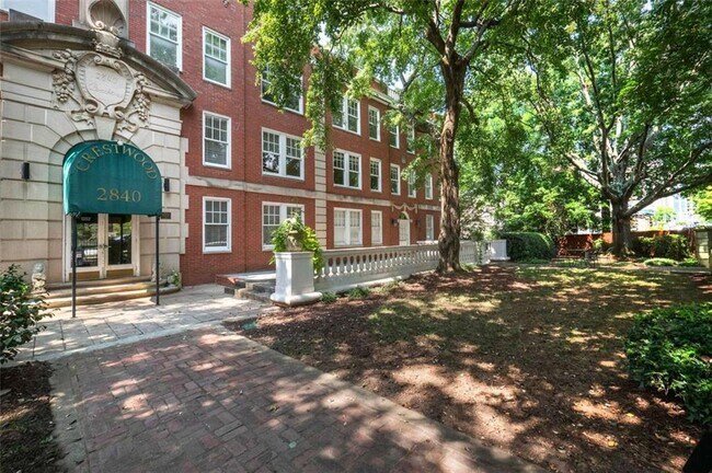 Building Photo - 2840 Peachtree Rd NW
