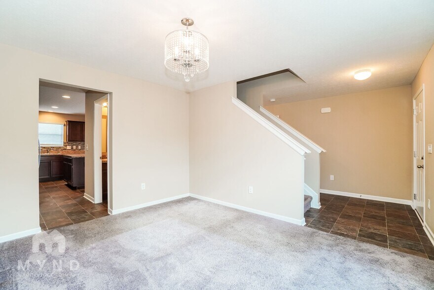 Building Photo - 5630 Branchville Dr