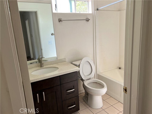 Building Photo - 5805 Encinita Ave