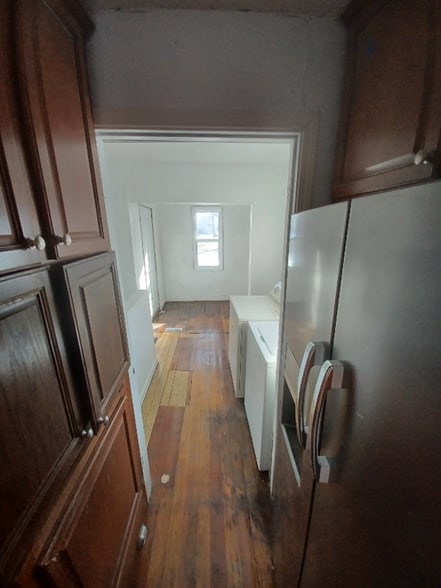 Building Photo - 4427 Madison Ave