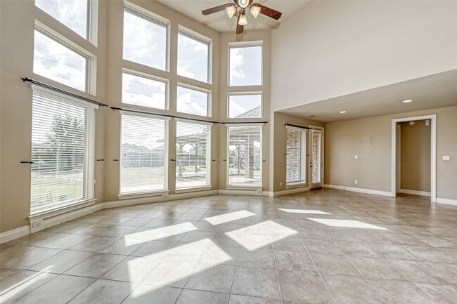 Building Photo - 27415 Blinkwood Park