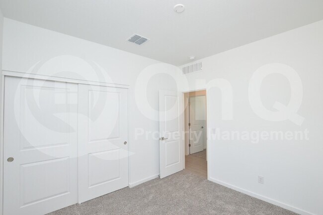 Building Photo - 2679 E Tolosa Dr