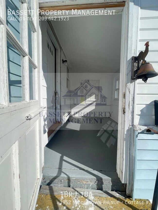 Building Photo - 1952 Middletown Ave