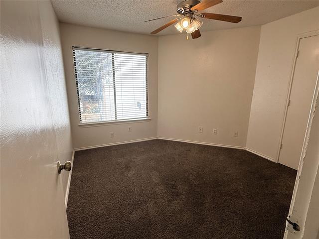 Building Photo - 2300 Bamboo Dr