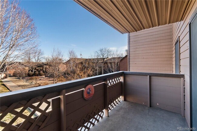 Building Photo - LOCATION LOCATION!! Newly updated 1-bed, 1...
