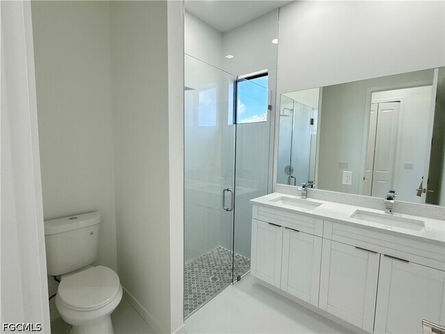 Building Photo - 4113 NW 34th Ln