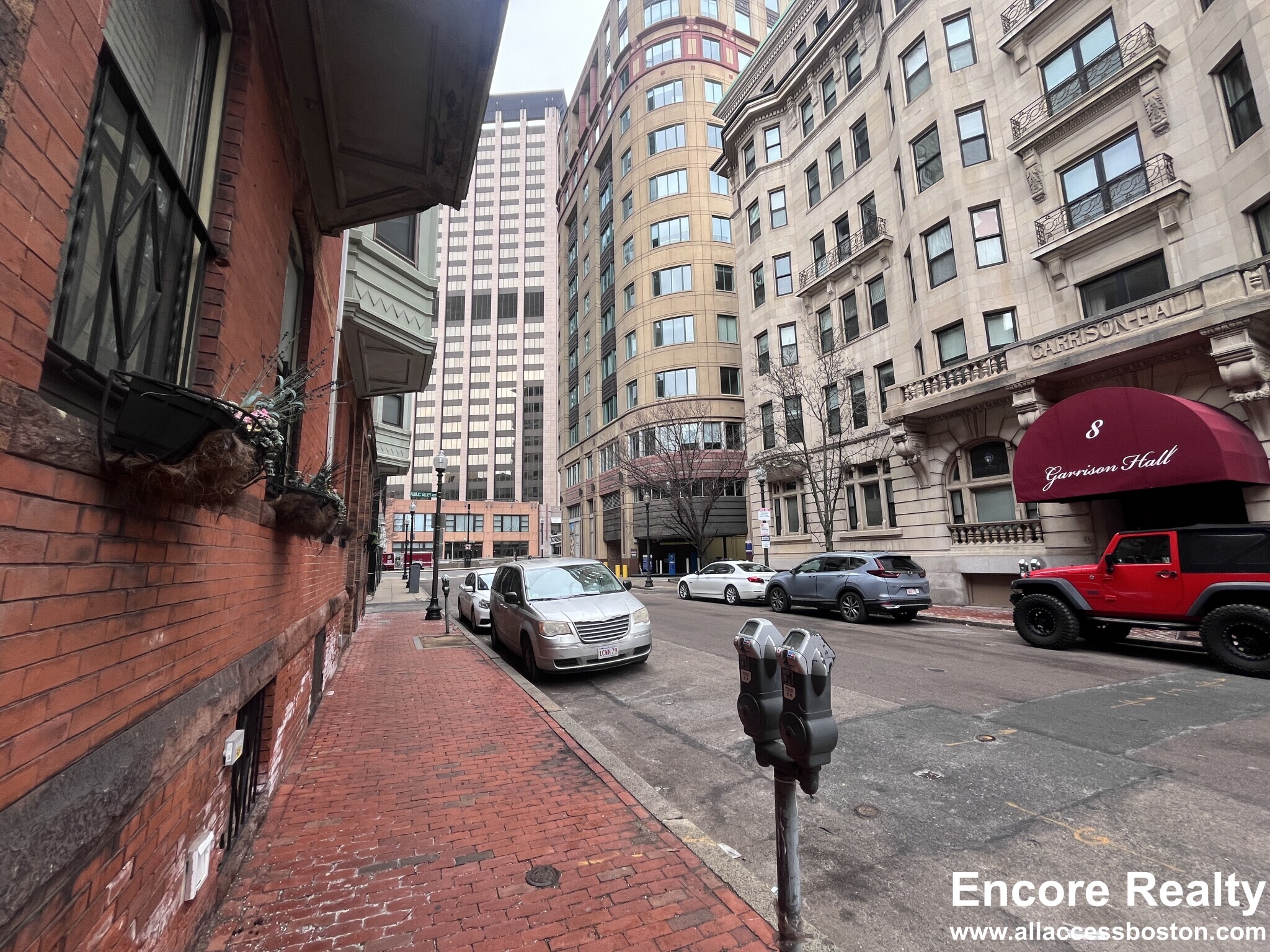 Building Photo - 17 Garrison St