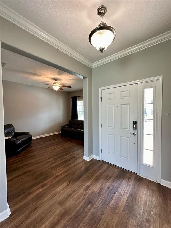 Building Photo - 7448 Ella Ln