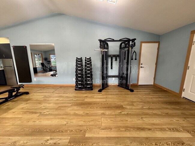 Building Photo - 12642 NW Barnes Rd