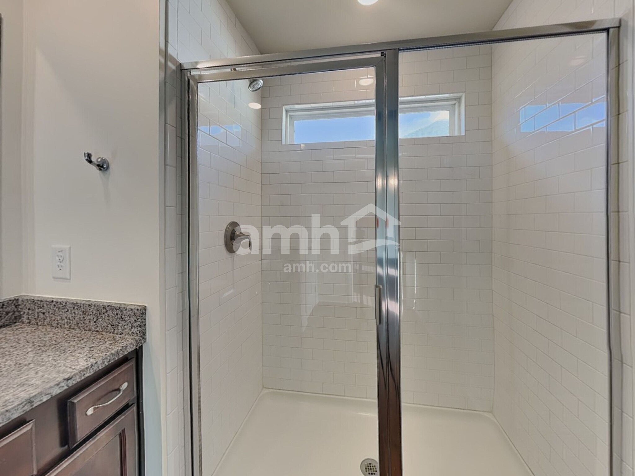 Building Photo - 885 Headland Wy