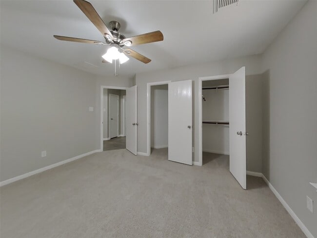Building Photo - 5746 Gasser Ln