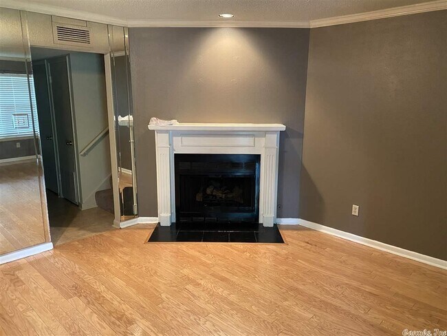 Building Photo - 2221 Wentwood Valley Dr