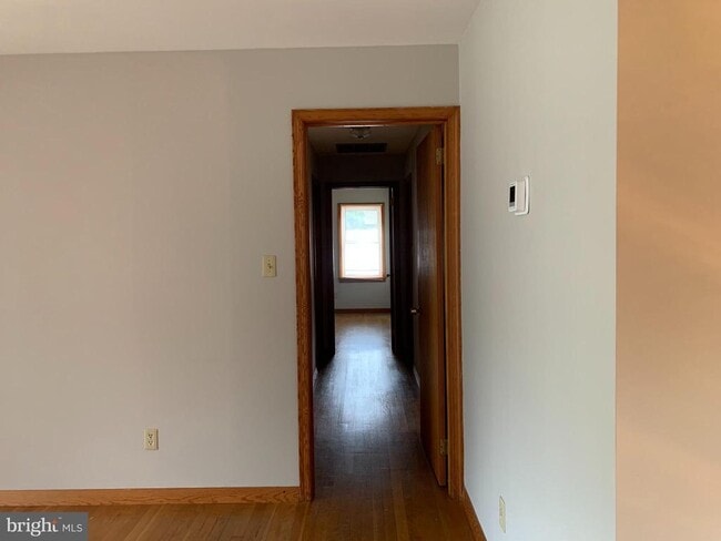 Building Photo - 111 Green St