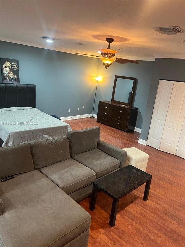 Building Photo - 1430 Polk St