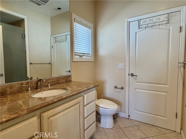 Building Photo - 458 S Clark Dr